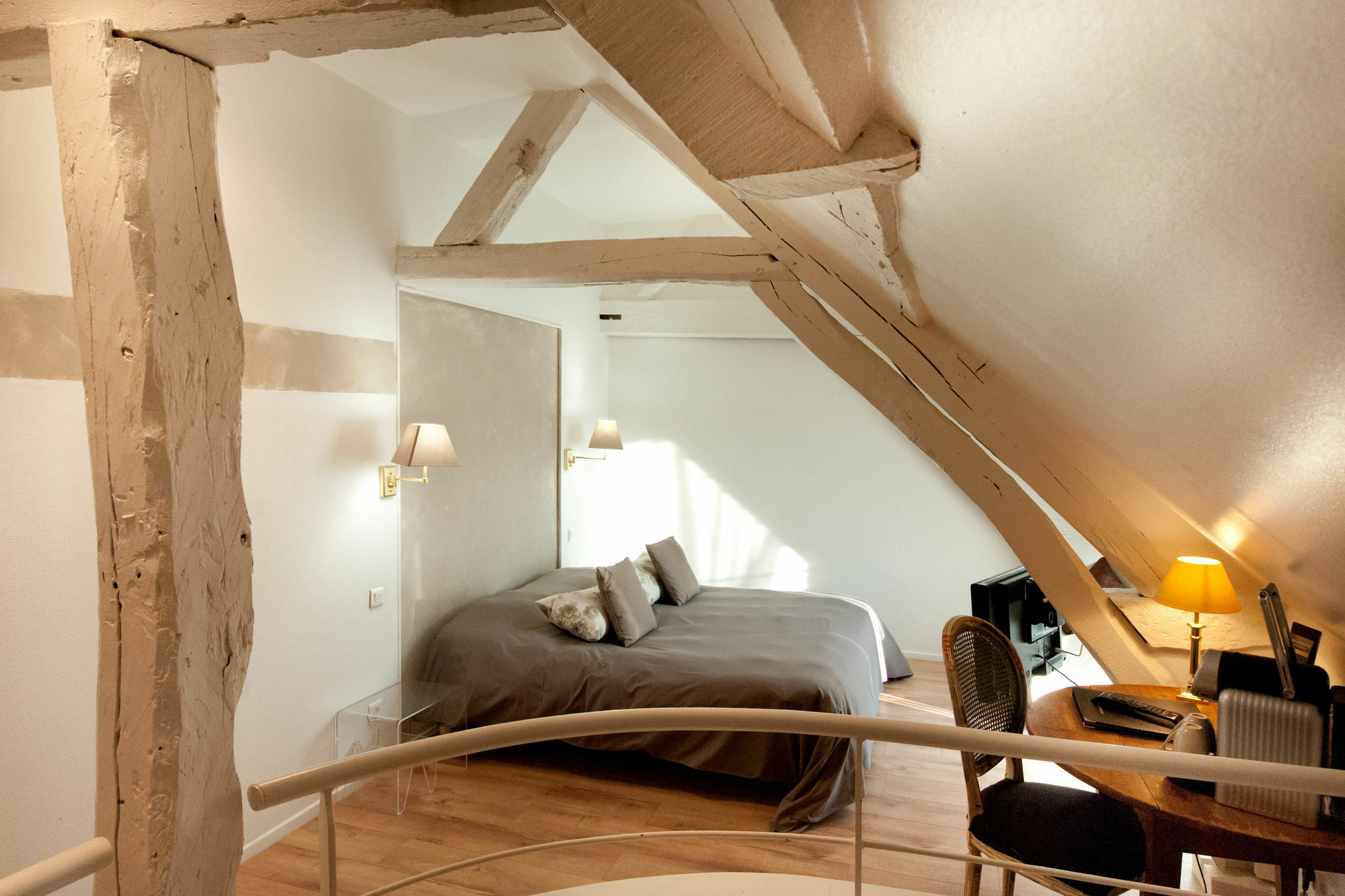 Hotel Le Prieure Et La Residence Amiens Ngoại thất bức ảnh